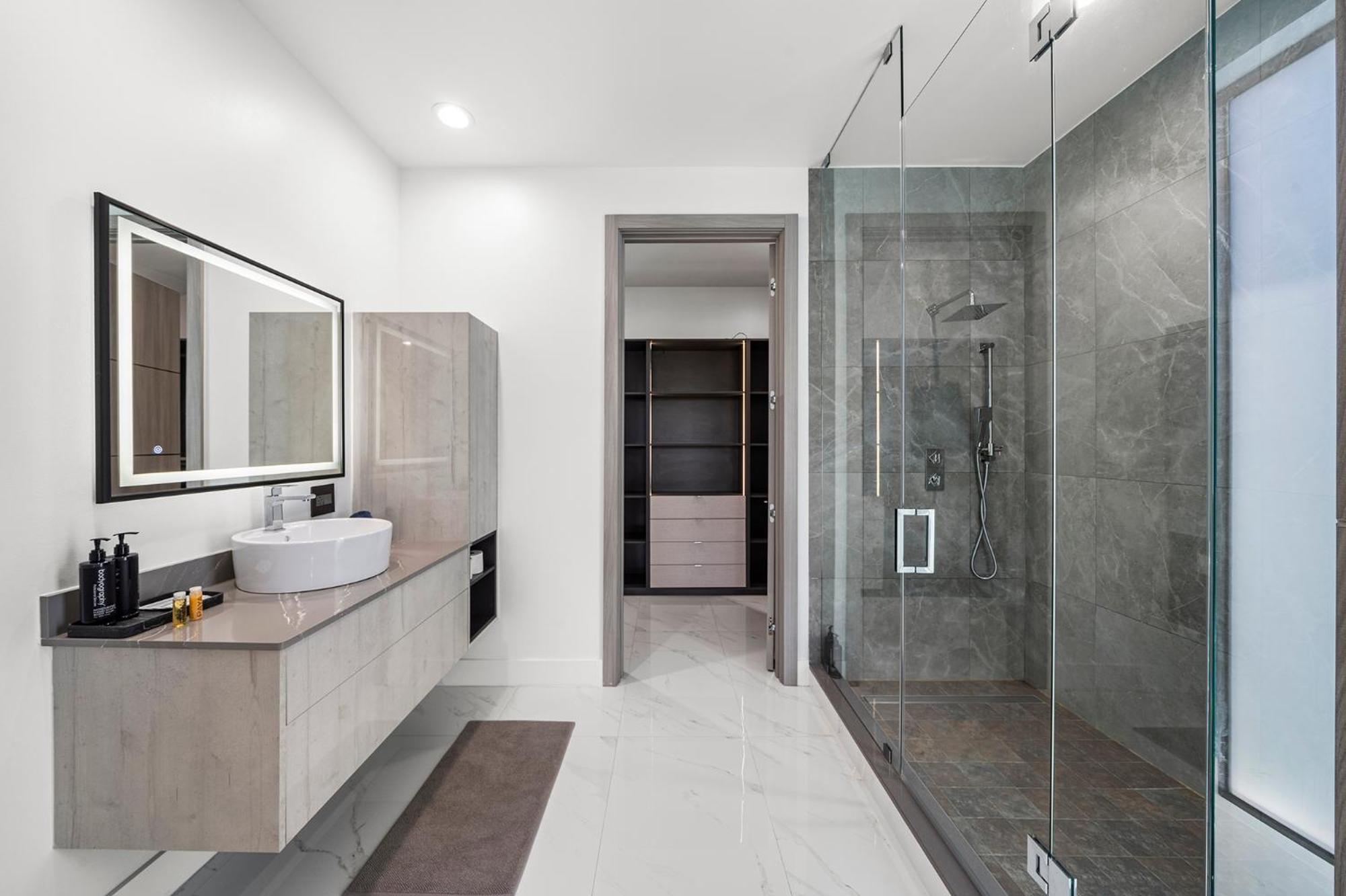 Pousada Waterfront 6 Bedrooms Sleeps 14 People Miami