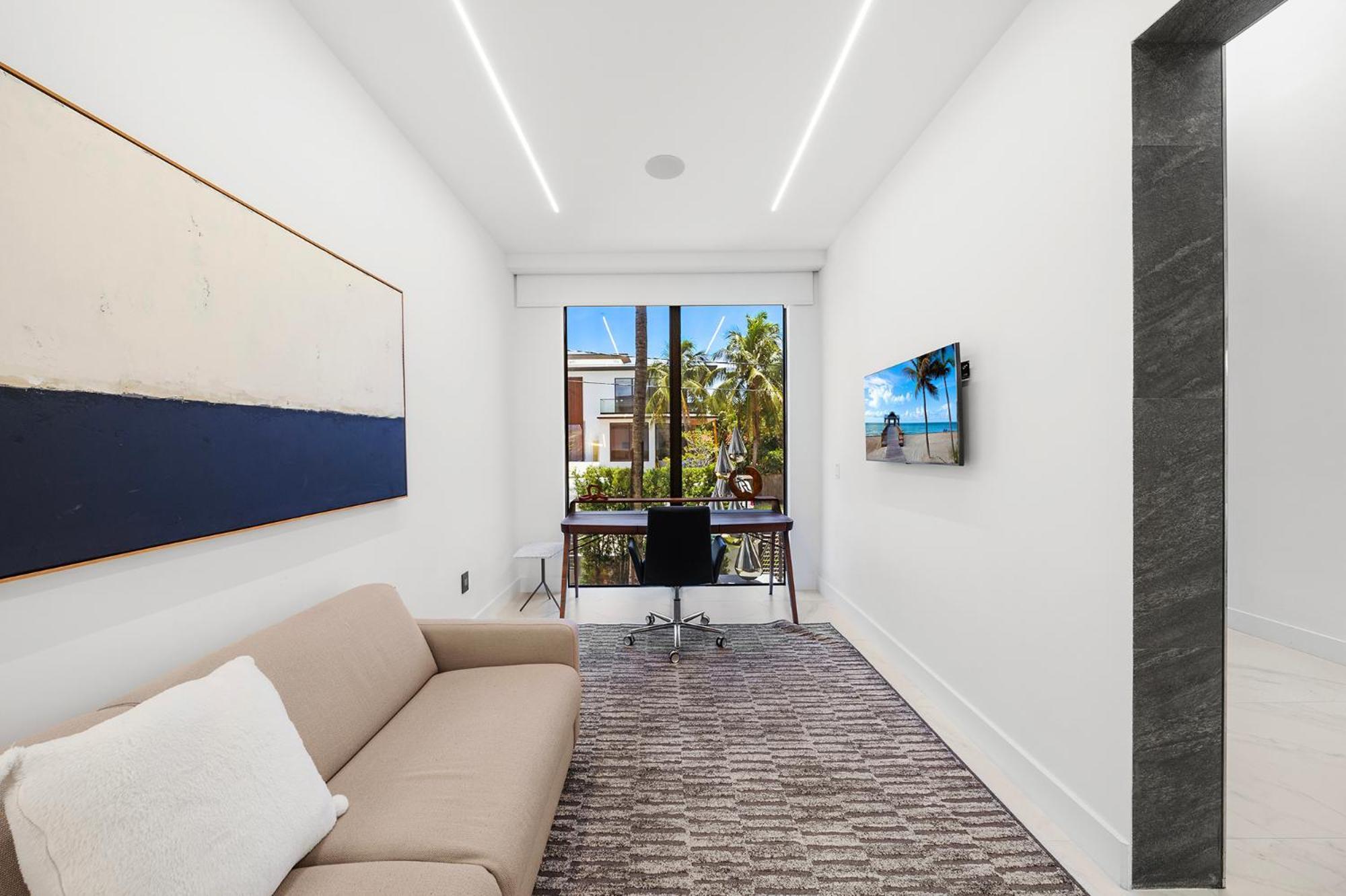 Waterfront 6 Bedrooms Sleeps 14 People Pousada *