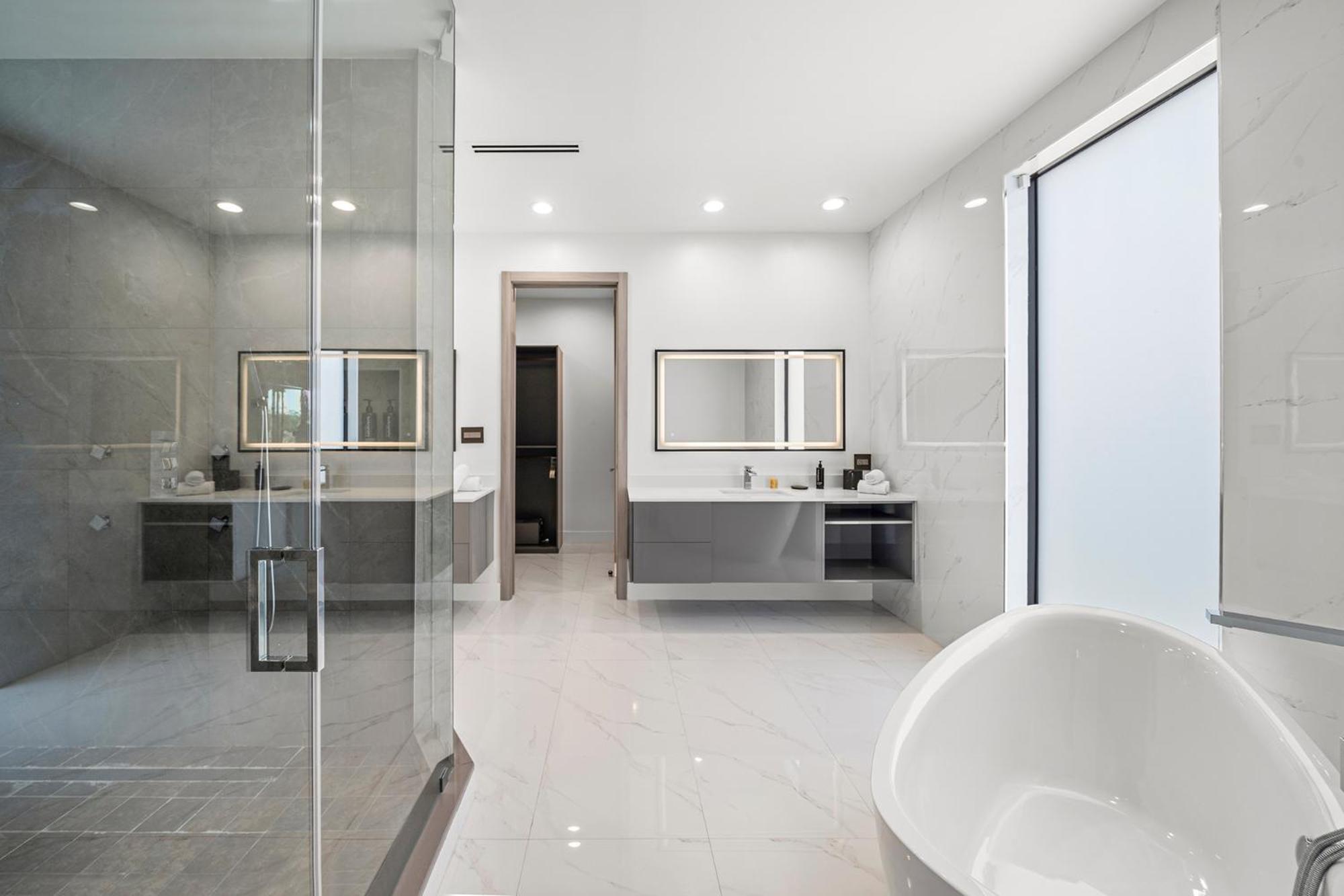 Pousada Waterfront 6 Bedrooms Sleeps 14 People Miami