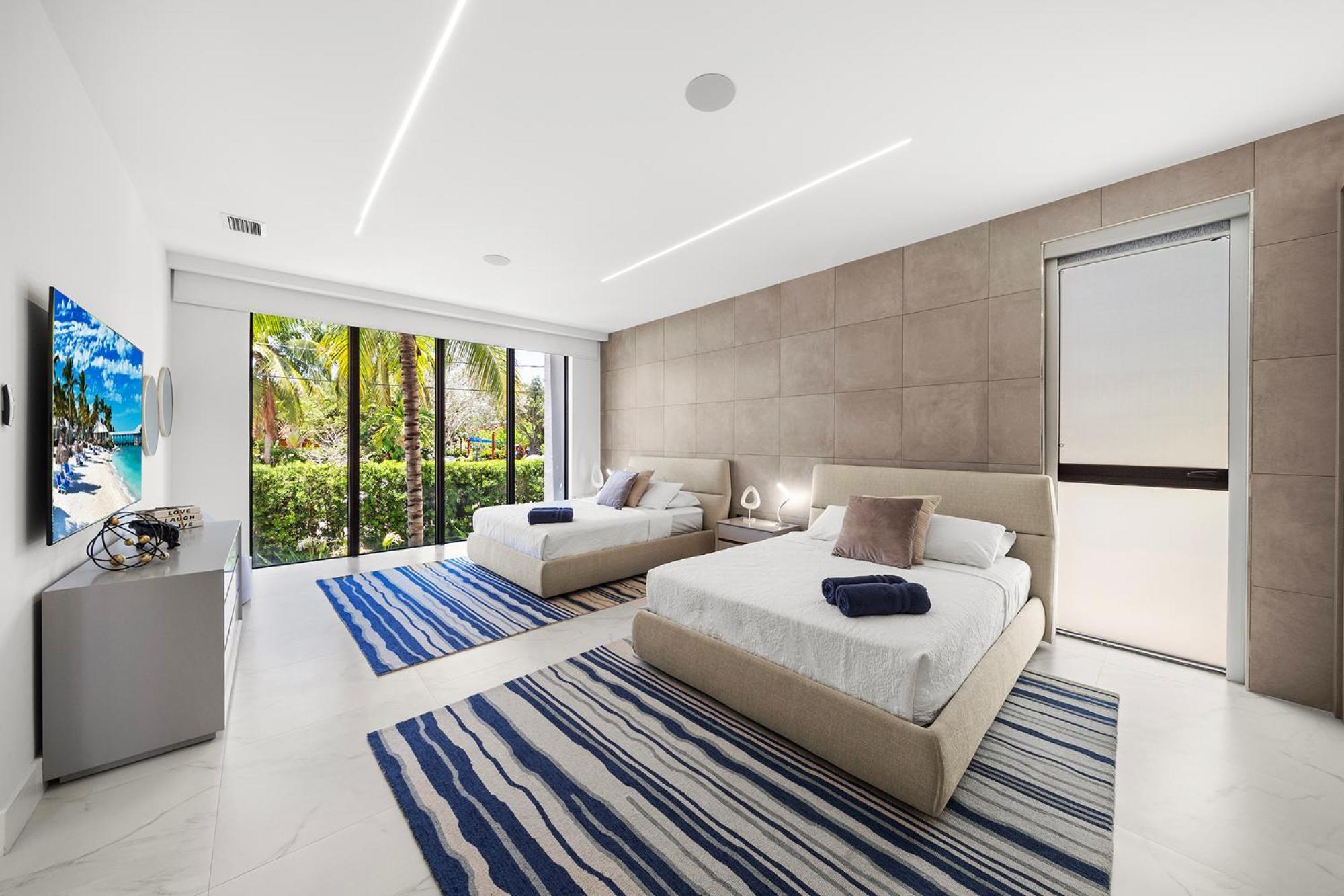 Pousada Waterfront 6 Bedrooms Sleeps 14 People