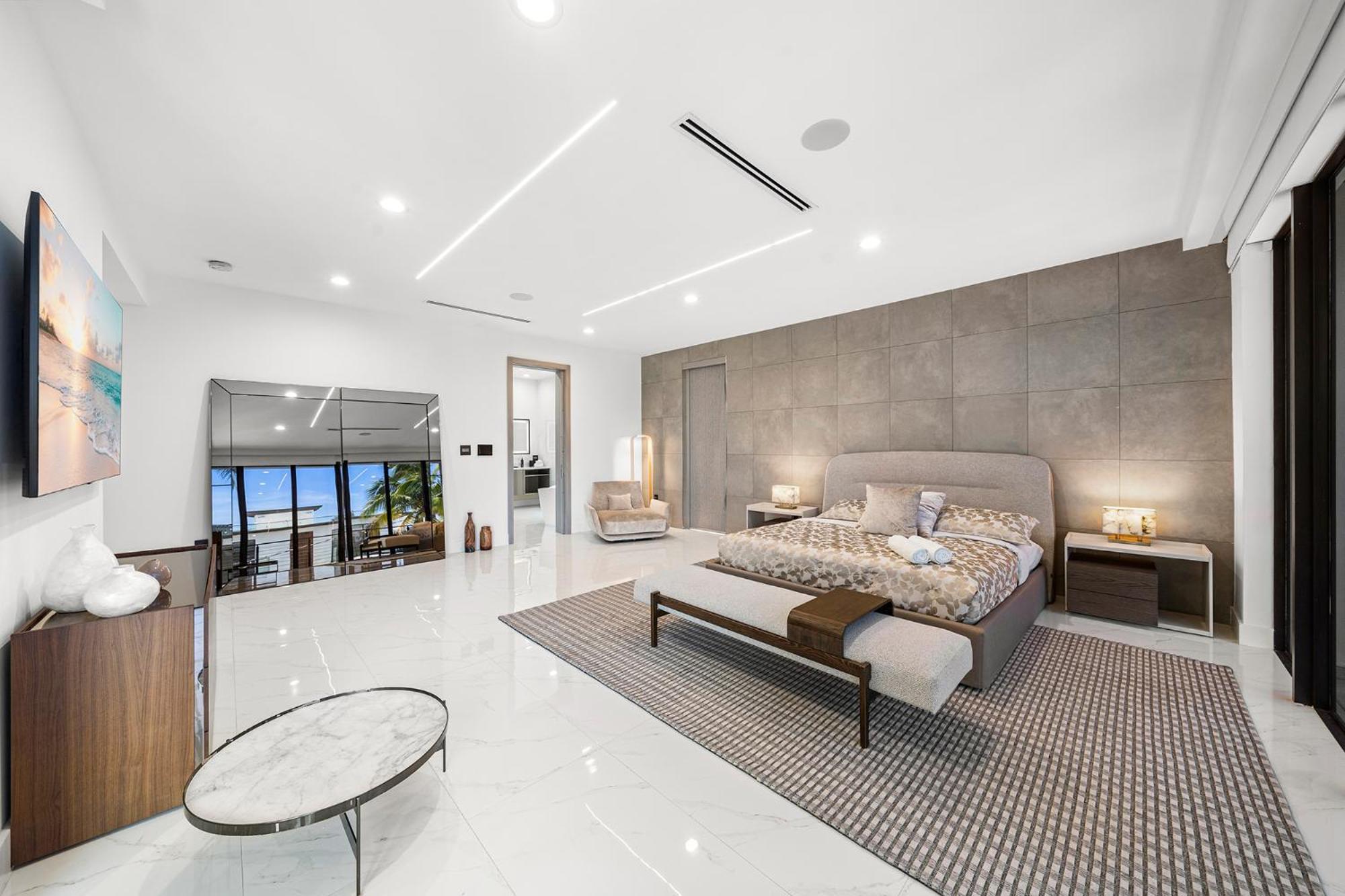 Pousada Waterfront 6 Bedrooms Sleeps 14 People *